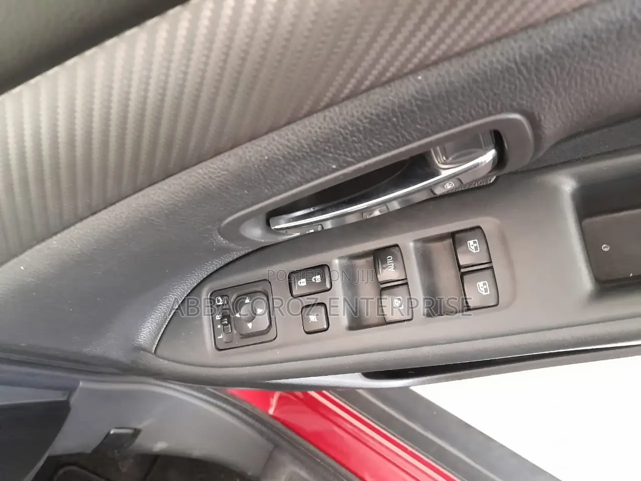Mitsubishi Outlander 2016 Red