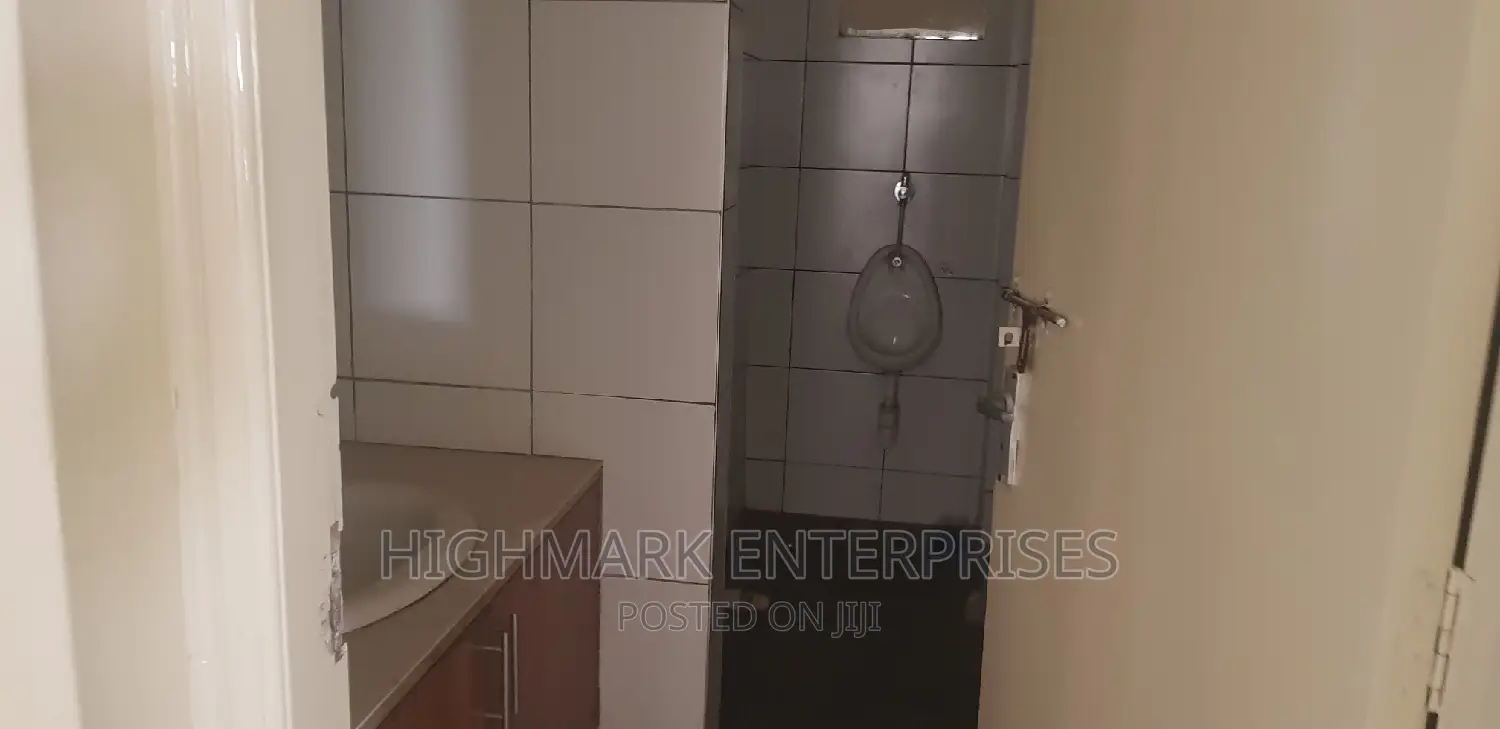 Massive Go-Down to Let,Industrial Area Nairobi