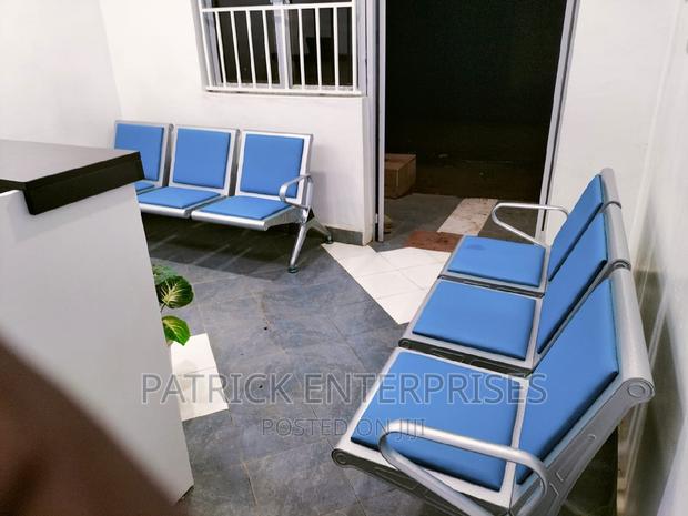 Imported Morden Heavy Duty Waiting Bay Padded 3 Seater