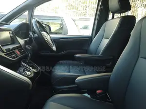 Toyota Esquire 2016 Matt Black