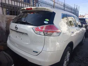 Nissan X-Trail 2.0 Petrol AWD 2016 Pearl