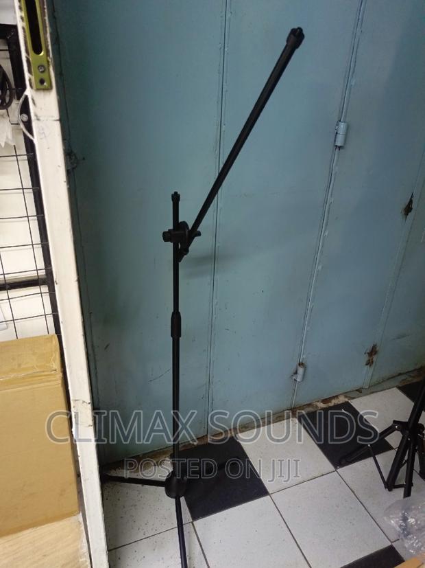 Tripod Stand, - main view