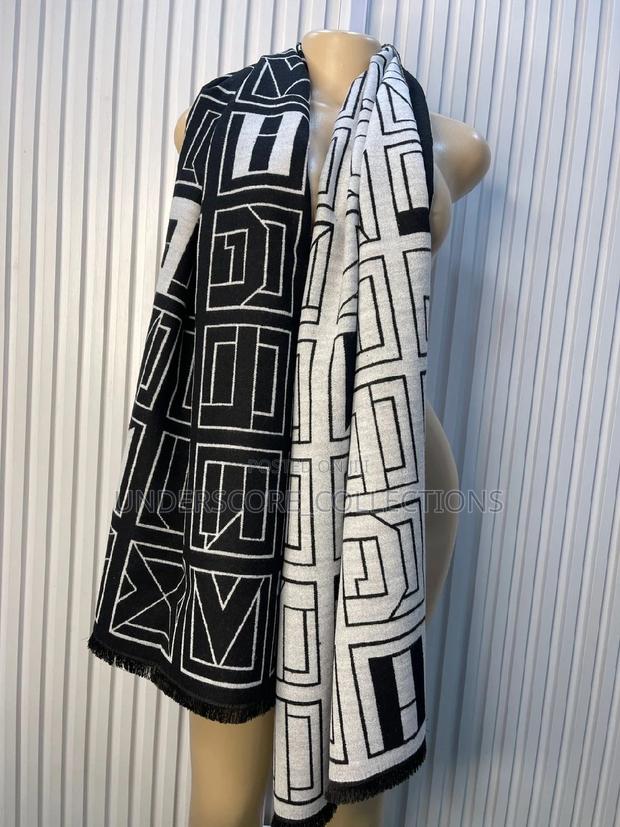 Good Quality and Heavy Ladies Scarf - thumbnail 4