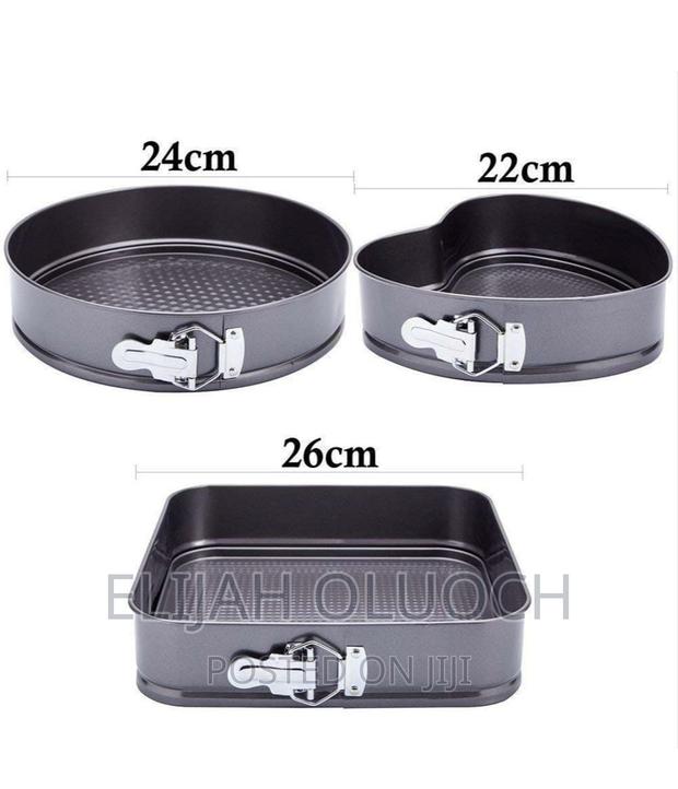 High Quality Non Stick 3pcs Cake Mould/Baking Tins - thumbnail 2