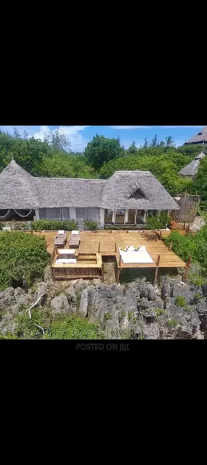 Garden Makuti Roofing Shades Builders