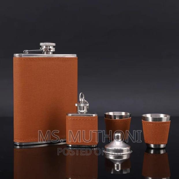 2 Portable Hip Flask Set With 2 Tot Glasses and Funnel* - thumbnail 2