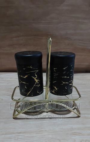 2pcs Marble Profile Glass Salt Shaker Plus Stand - thumbnail 2