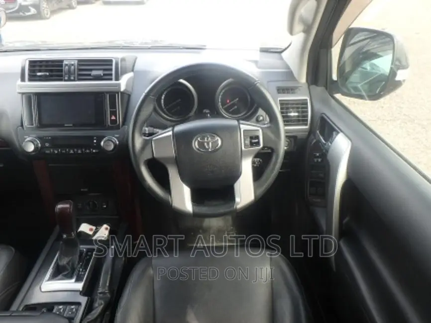 Toyota Land Cruiser 2017 Black
