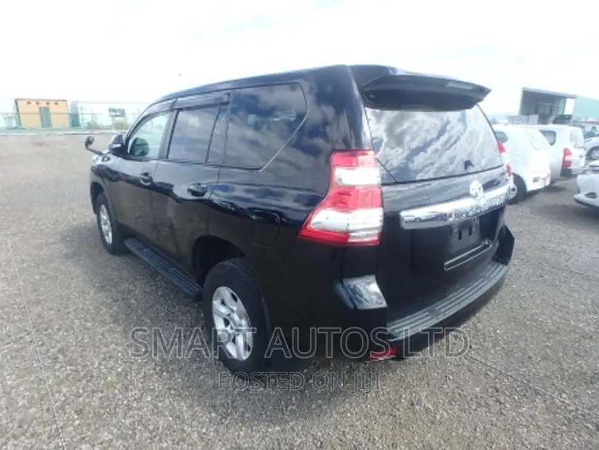 Toyota Land Cruiser 2017 Black