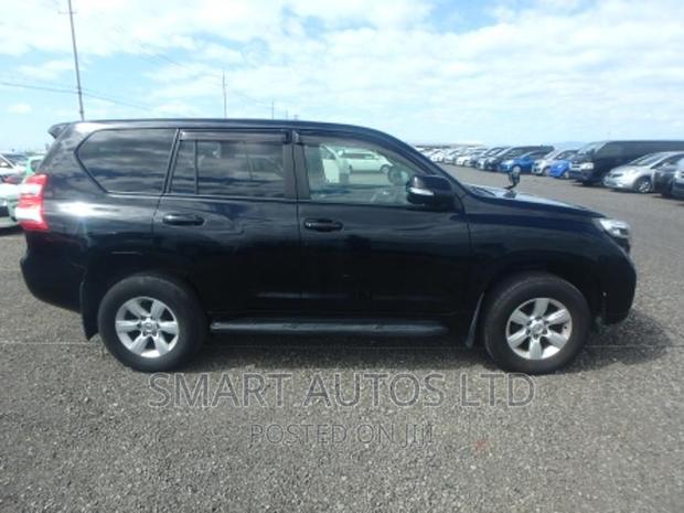 Toyota Land Cruiser 2017 Black - thumbnail 18