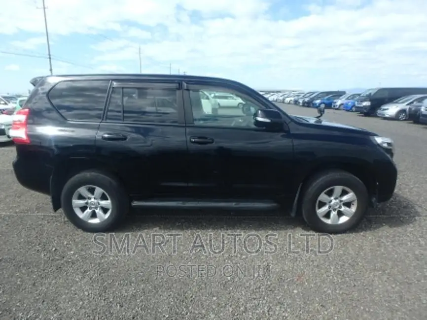 Toyota Land Cruiser 2017 Black
