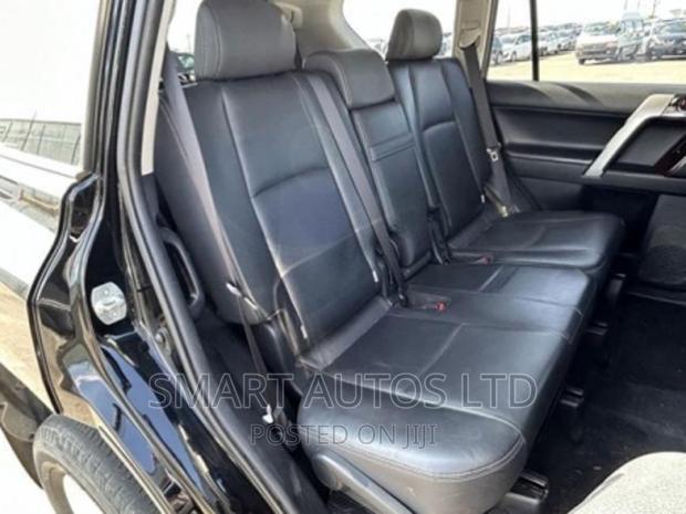 Toyota Land Cruiser 2017 Black - thumbnail 22