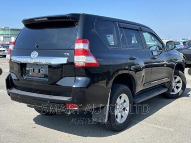 Toyota Land Cruiser 2017 Black - thumbnail 26