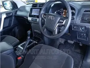 Toyota Land Cruiser Prado 2017 Black