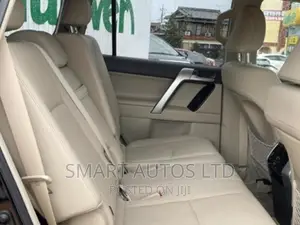Toyota Land Cruiser Prado 2017 Black