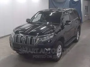 Toyota Land Cruiser Prado 2017 Black