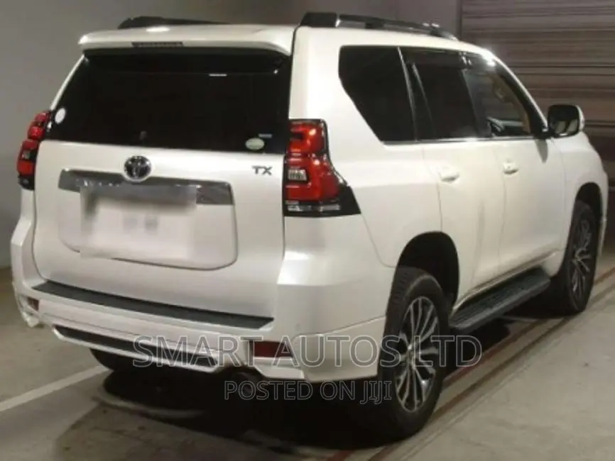 Toyota Land Cruiser 2018 Pearl