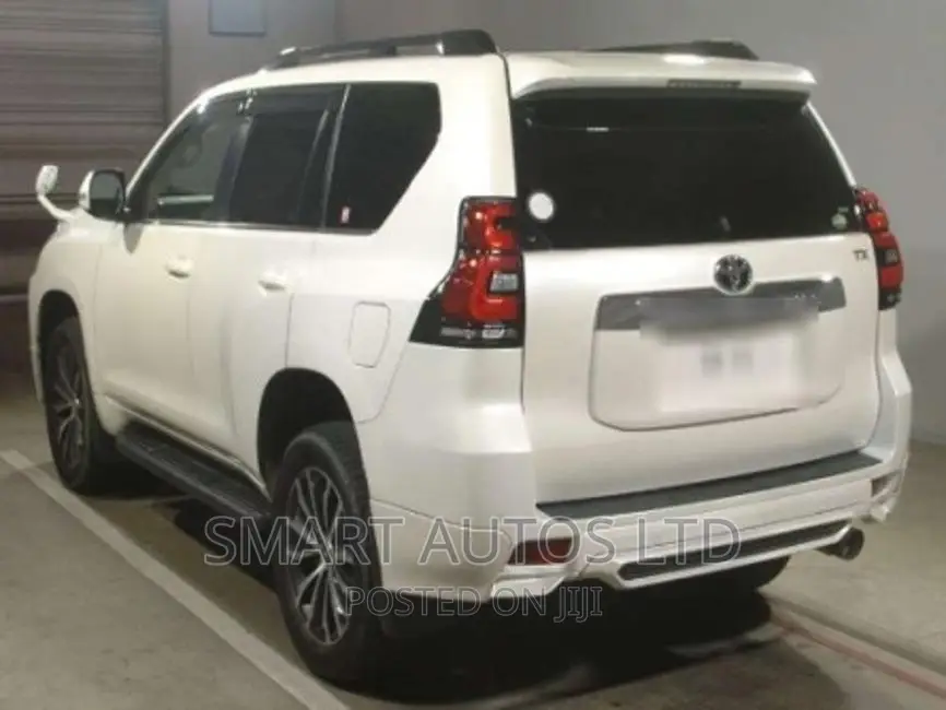 Toyota Land Cruiser 2018 Pearl