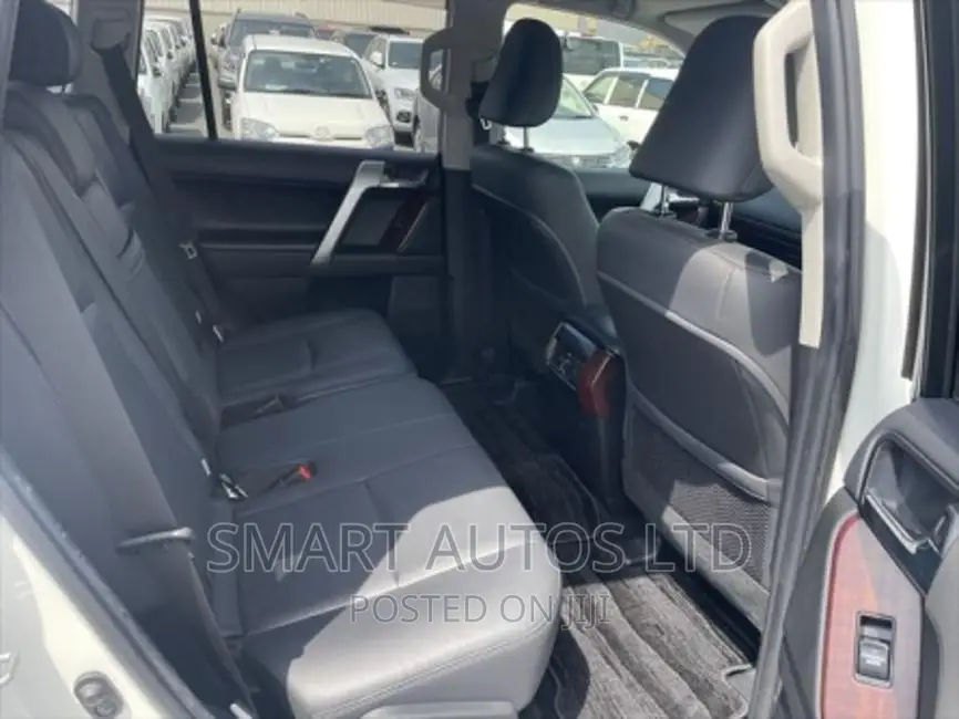 Toyota Land Cruiser 2016 Pearl