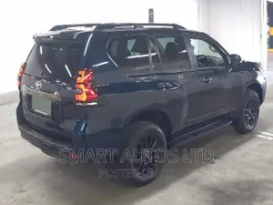 Toyota Land Cruiser Prado 2021 Blue