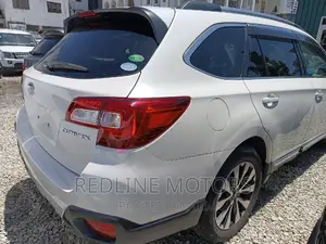 Subaru Outback 2.5i Premium AWD 2016 White