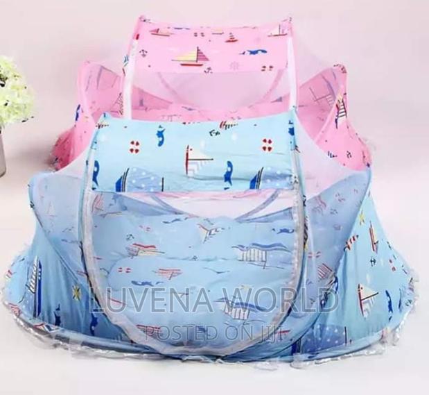 Baby Nest With Pillow - main view