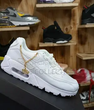 Airmax 90 White Sneakers