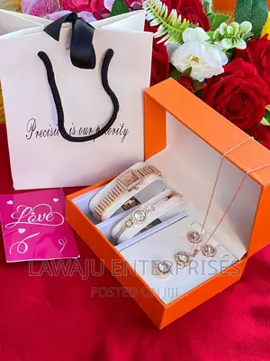 Gold 5 in 1 Gift Set