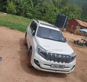 Toyota Land Cruiser Prado 2.8 D-4D 2016 White