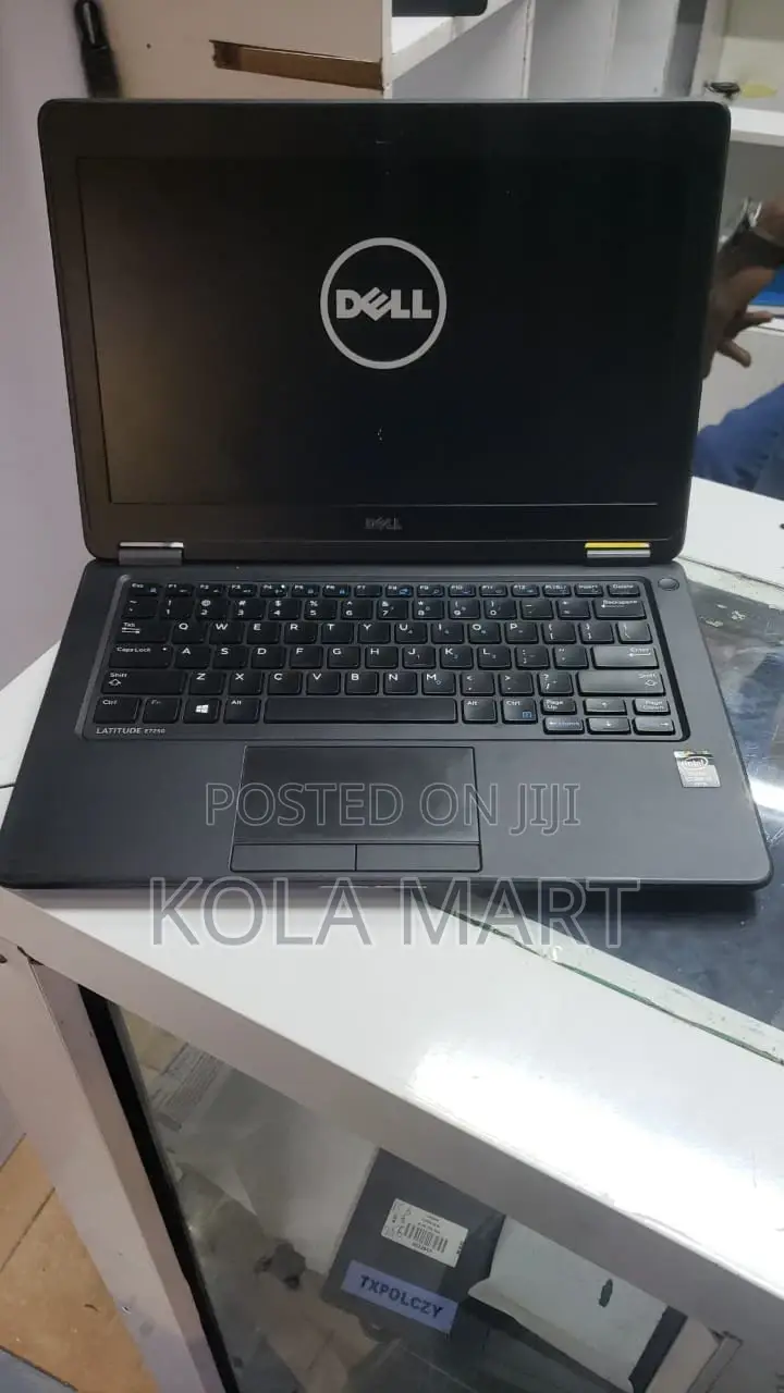Laptop Dell Latitude 12 E7250 8GB Intel Core I5 HDD+SSD 500GB