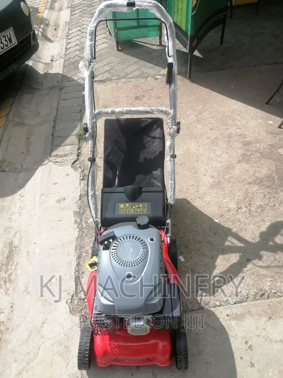 Hanseatic Lawn Mower Gasoline Driven Pull Start Option 3.0hp