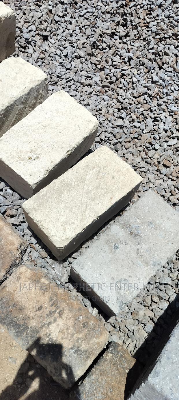 All Size of Machine Cut Stones ,* - thumbnail 2