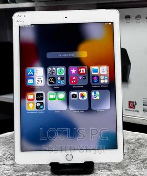 Apple iPad Air 2 16 GB Silver - main view