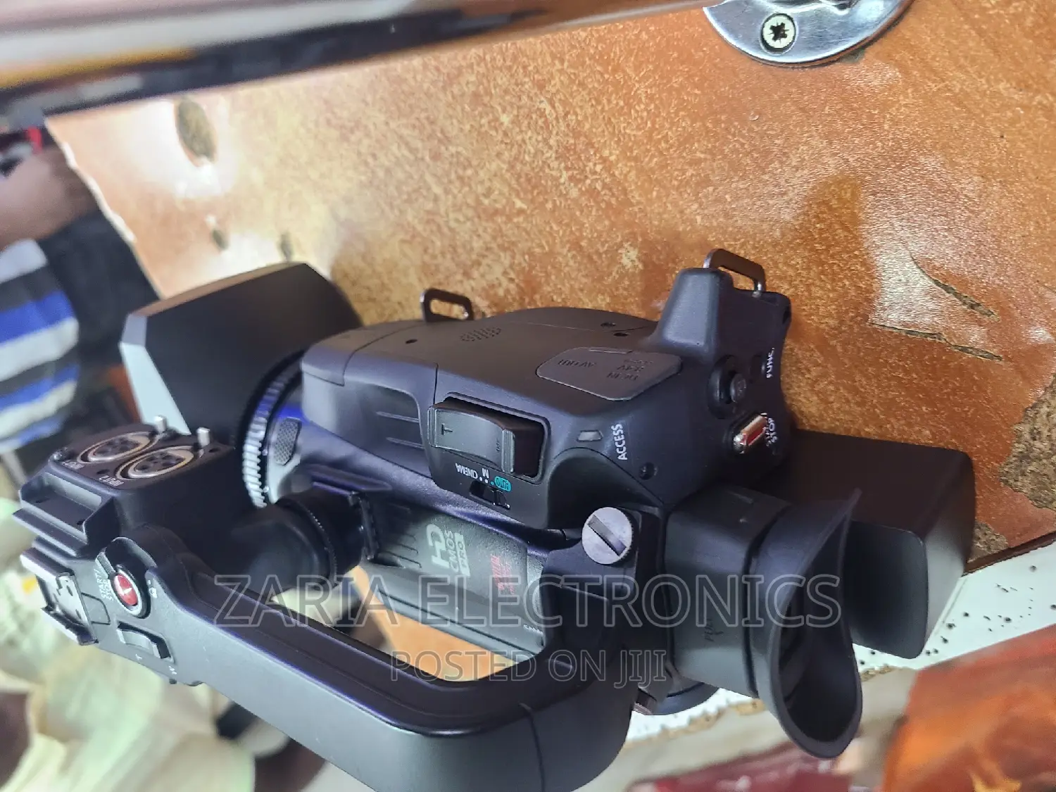 Canon XA20 Camcorder Camera