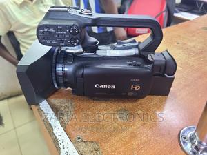 Canon XA20 Camcorder Camera - thumbnail 2