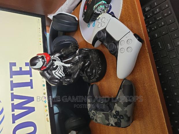 Controller Holders - thumbnail 3