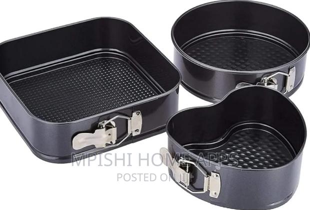 Nonstick 3pcs Cake Mould/Baking Tins Size 24cm/22cm/20cm - thumbnail 3