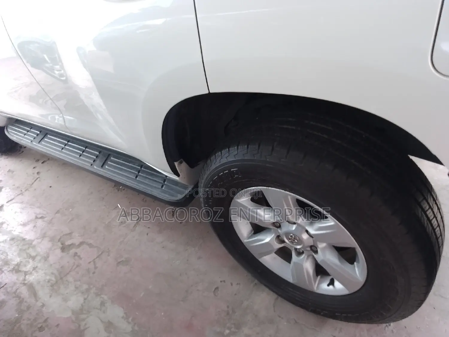 Toyota Land Cruiser Prado 2.8 2017 Pearl