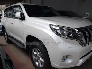 Toyota Land Cruiser Prado 2.8 2017 Pearl