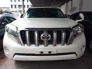 Toyota Land Cruiser Prado 2.8 2017 Pearl