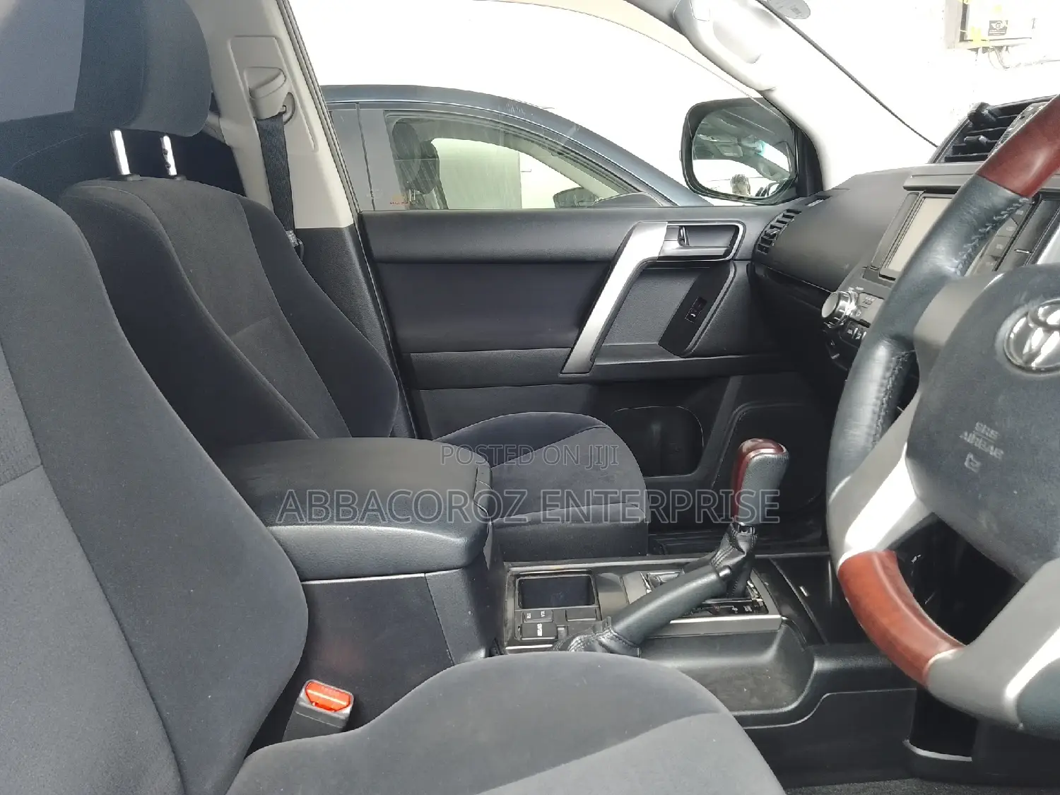 Toyota Land Cruiser Prado 2.8 2017 Pearl
