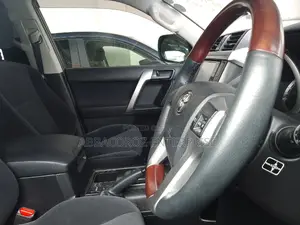Toyota Land Cruiser Prado 2.8 2017 Pearl