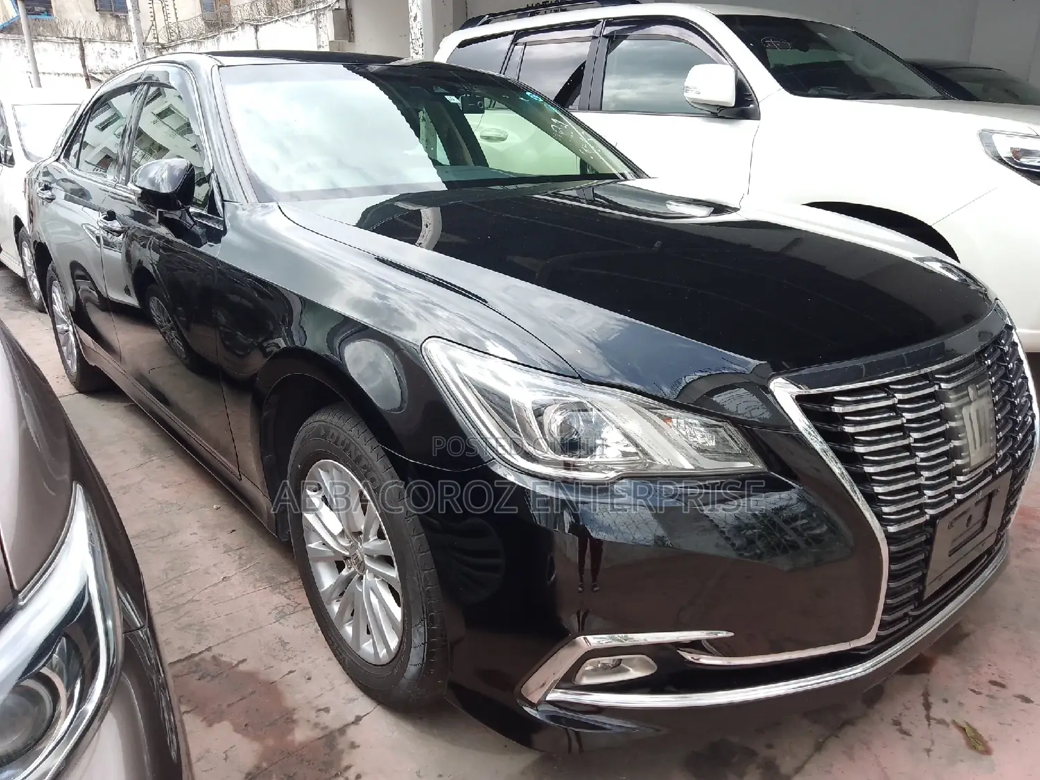 Toyota Crown 2016 Matt Black