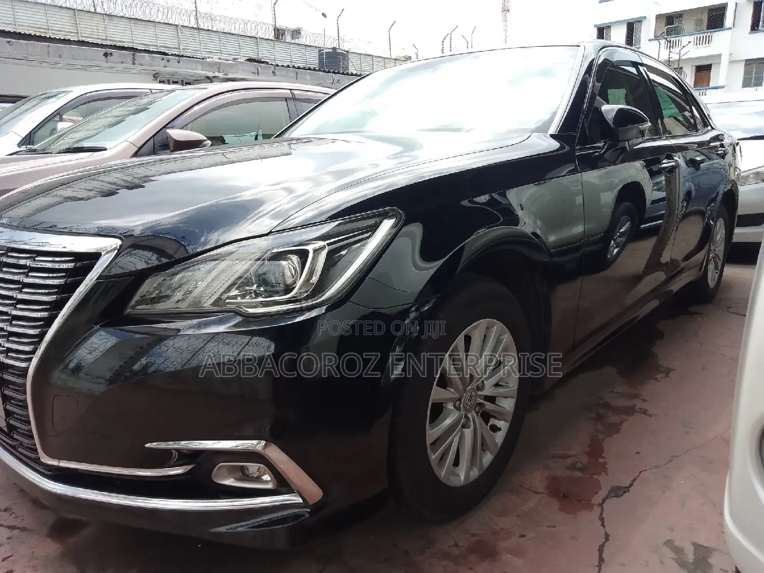 Toyota Crown 2016 Matt Black
