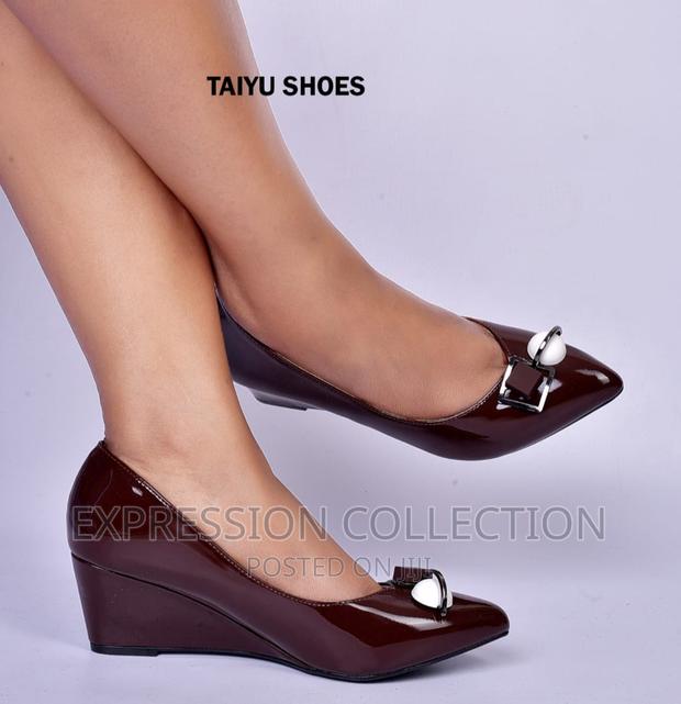Ladies Official Shoes.Sizes 37_42 - thumbnail 4