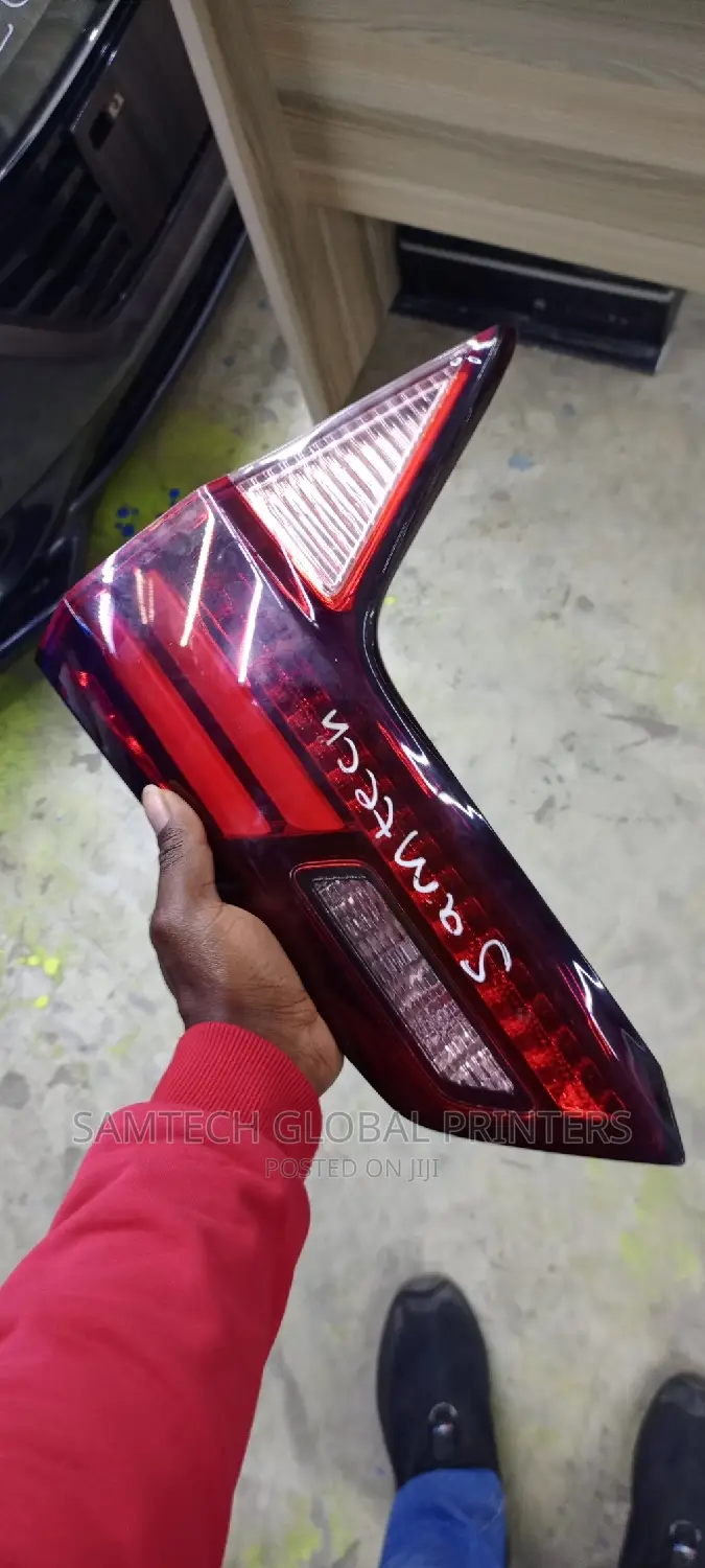 Exclusive Honda Vezel Tailight* , /