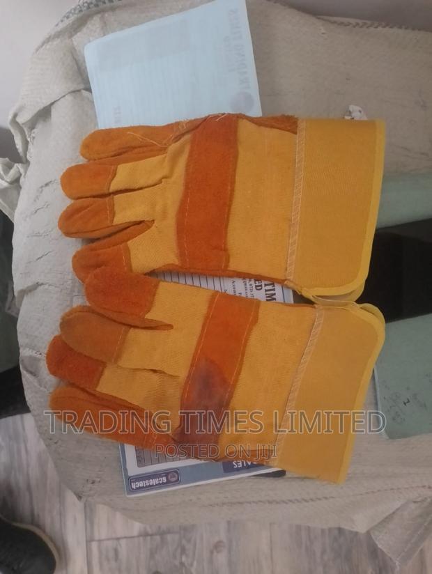 Leather Gloves - thumbnail 3