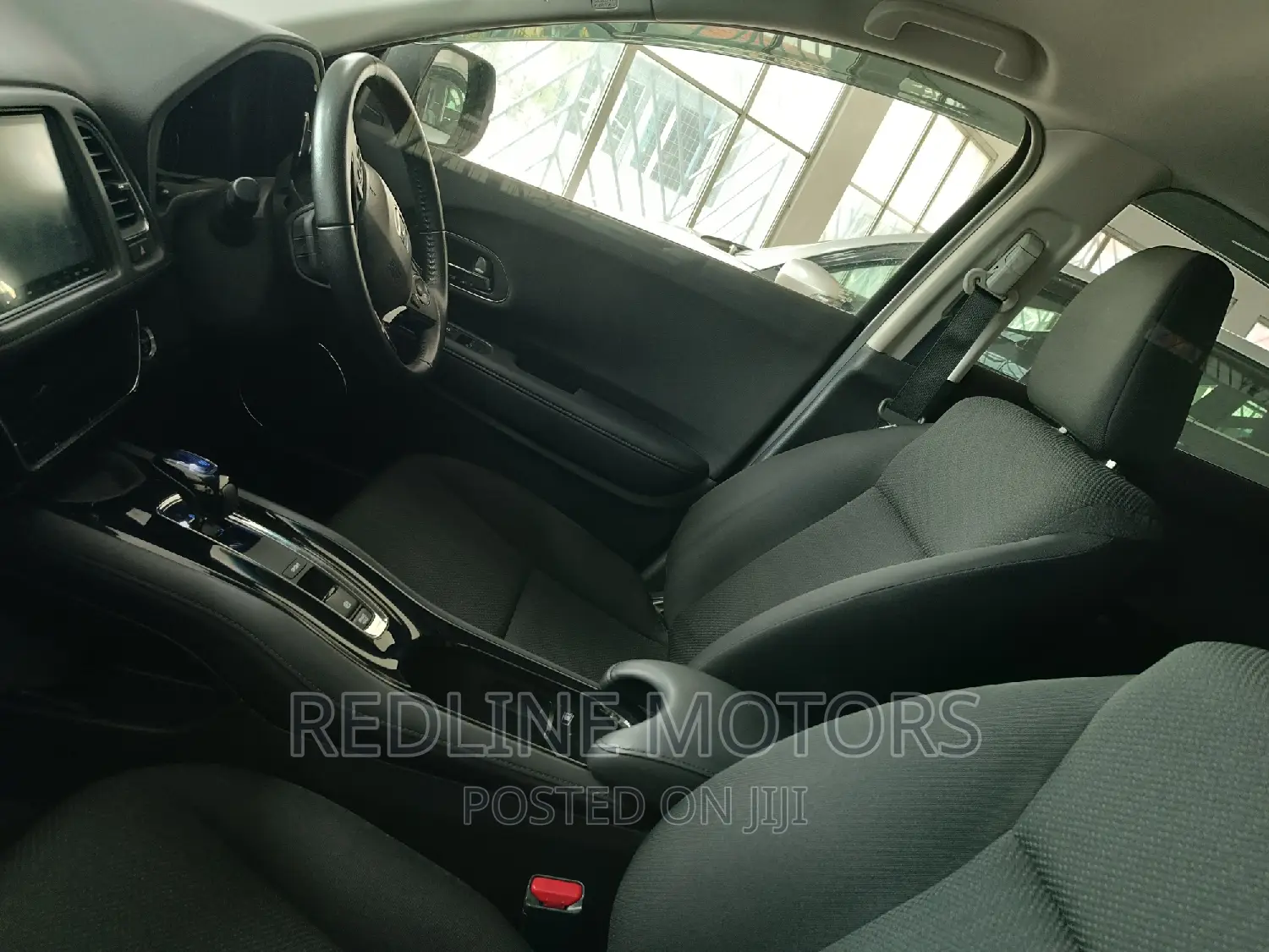 Honda Vezel 1.5 Hybrid 4WD 2016 Gray