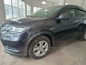 Honda Vezel 1.5 Hybrid 4WD 2016 Gray