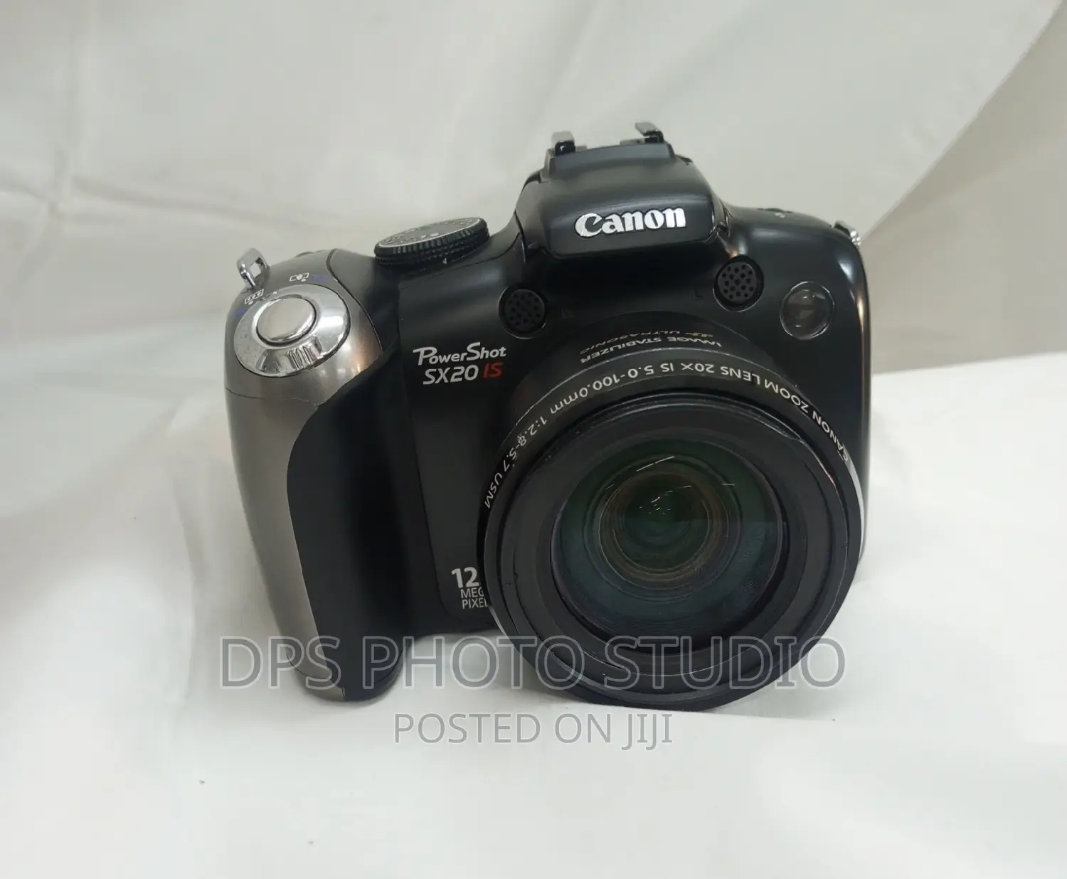 Canon Powershot SX20 IS 12.1MP Digital Camera